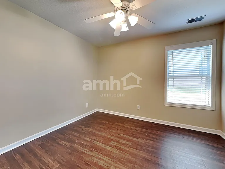 128 Heartstone Cir — Photo 17