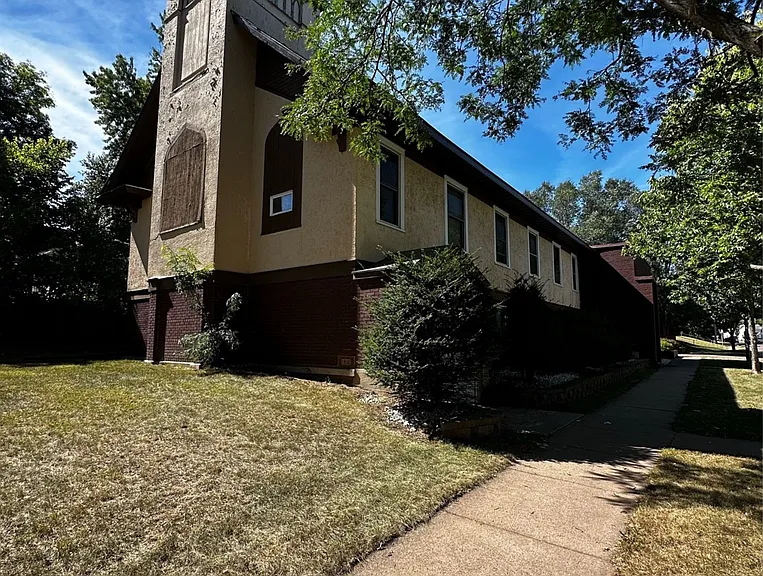 1108 2nd Ave — Photo 5