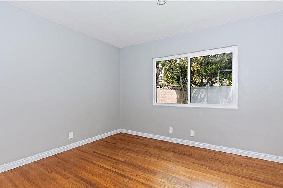 2nd image of 11665 Vista Ln