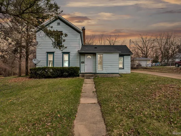 1149 S Shiawassee St, Owosso, MI 48867