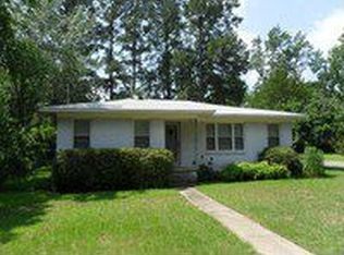 1502 N Dudney Rd, Magnolia, AR 71753