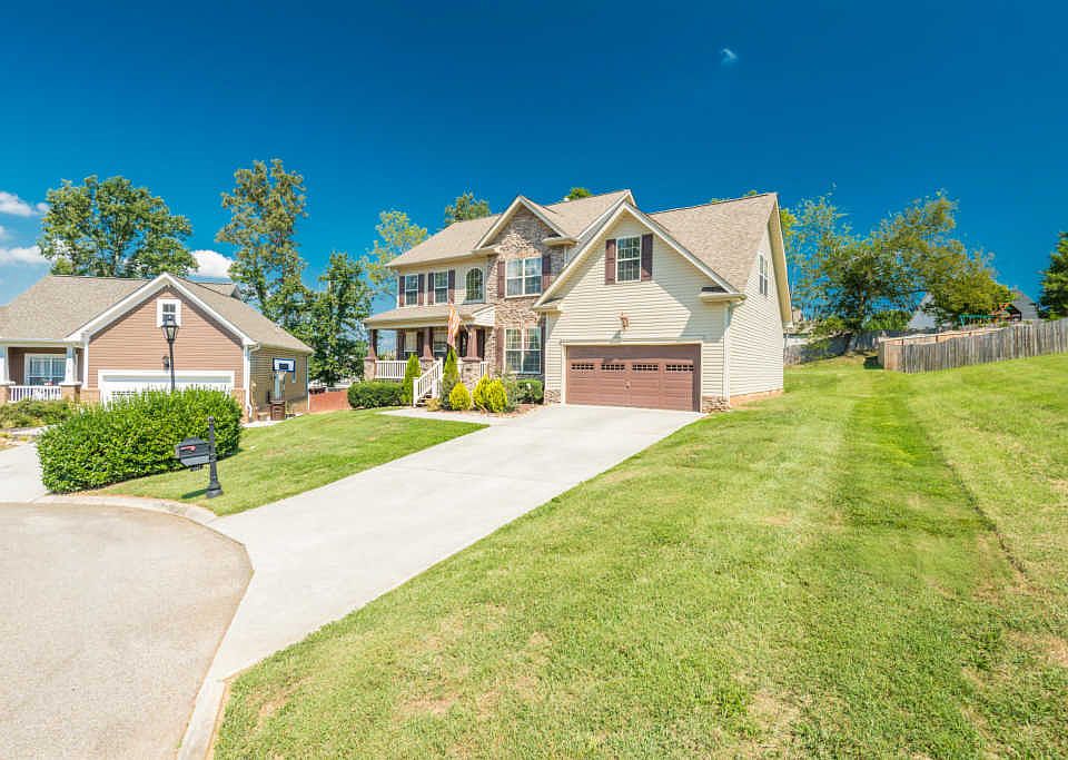 1st image of 1504 Bailey Park Ln