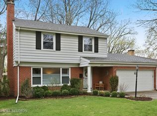 2319 Ruth Ave, Park Ridge, IL 60068