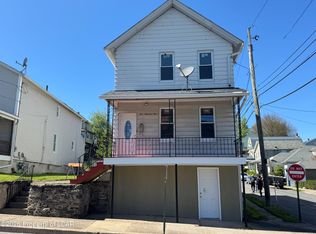 105 Hillside Ave, Kingston, PA 18704
