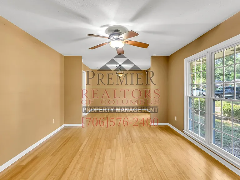 4668 Northgate Dr — Photo 7