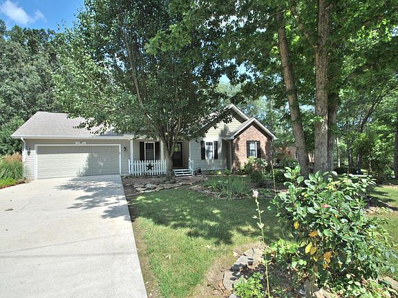 2nd image of 27 Briar Ct