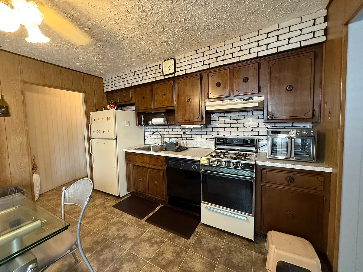 Building Photo - 162 Dawson Cir