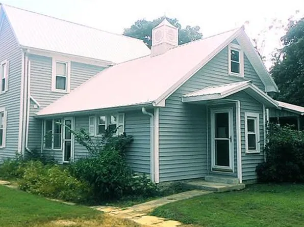 207 W 1st St, Ellis Grove, IL 62241