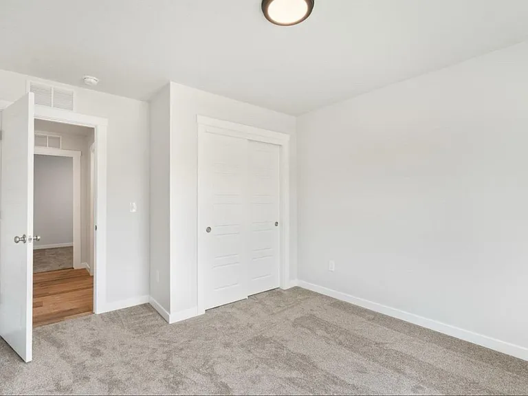 4988 W Apgar St — Photo 11