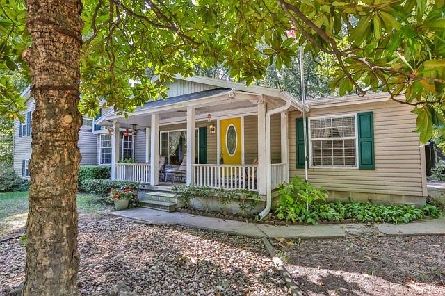 1st image of 8020 Olive Ln