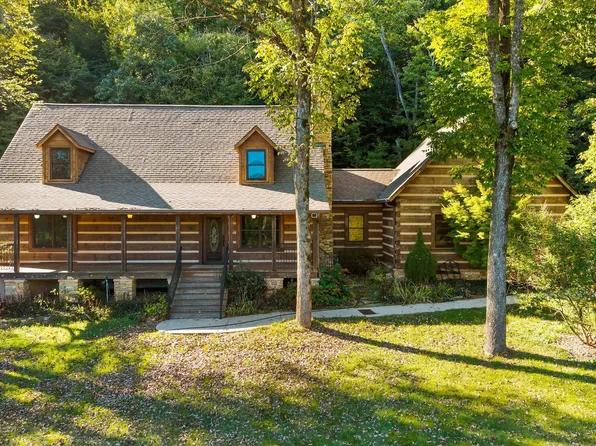 144 Center Valley Rd, Clinton, TN 37716