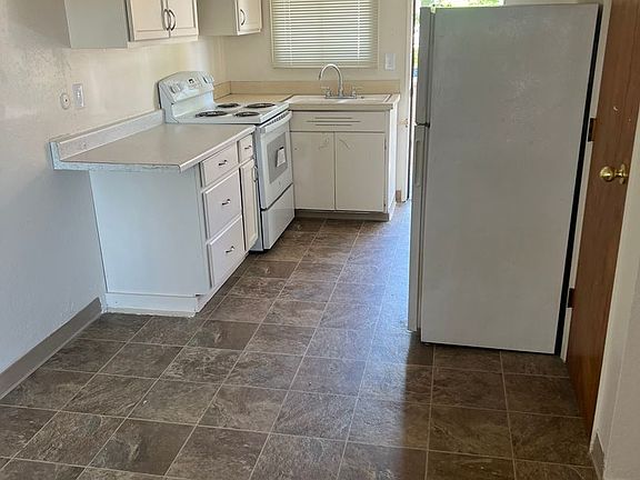 3rd image of 4580 Aster St APT 7