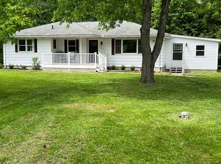 1740 Trout Island Rd, Hermitage, PA 16148