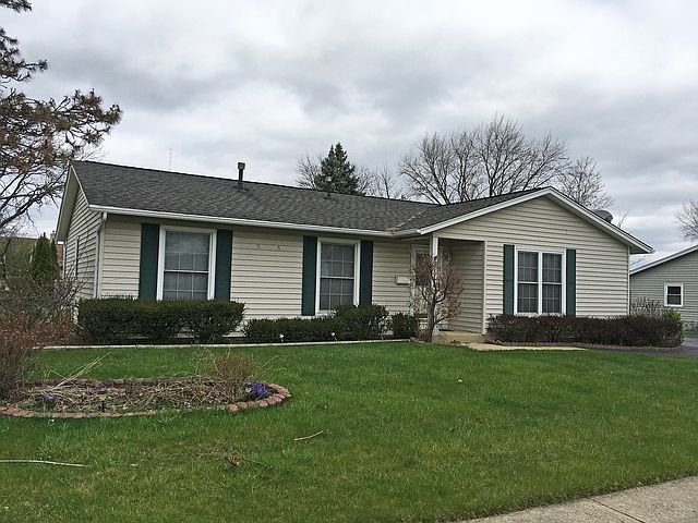 2nd image of 1053 Carpenter Ct