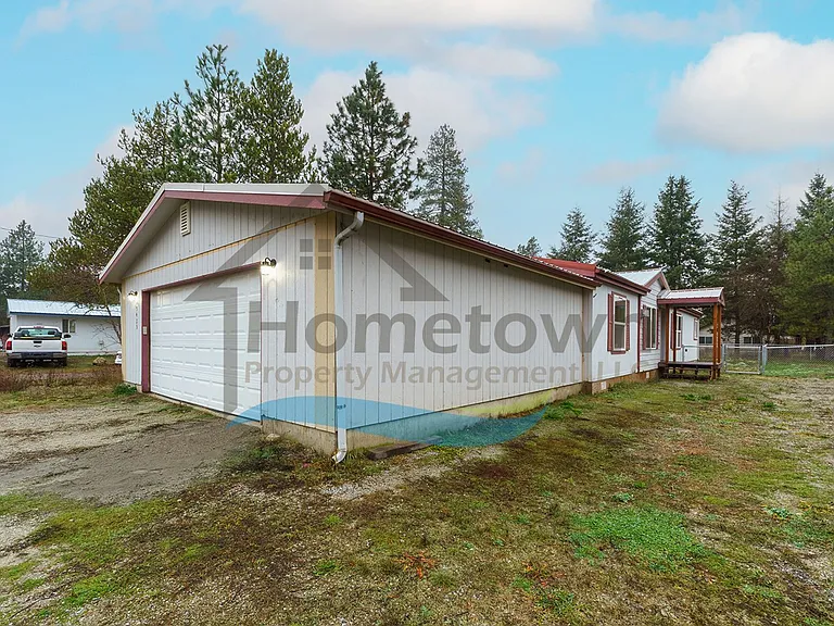 5425 E Grove Ave — Photo 3