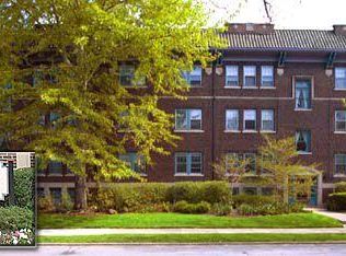 2593 Hampshire Rd, Cleveland, OH 44106
