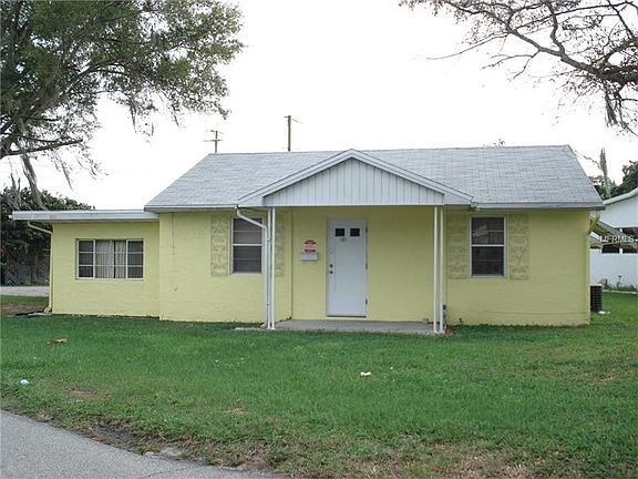 3rd image of 101 Palm Dr
