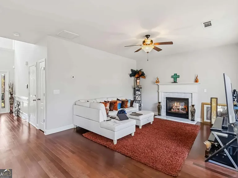 1610 Colton Landing Rd — Photo 7