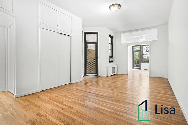 Rented by Lisa Management Inc | media 4