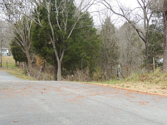 5th image of 2956 Carrollwood Dr