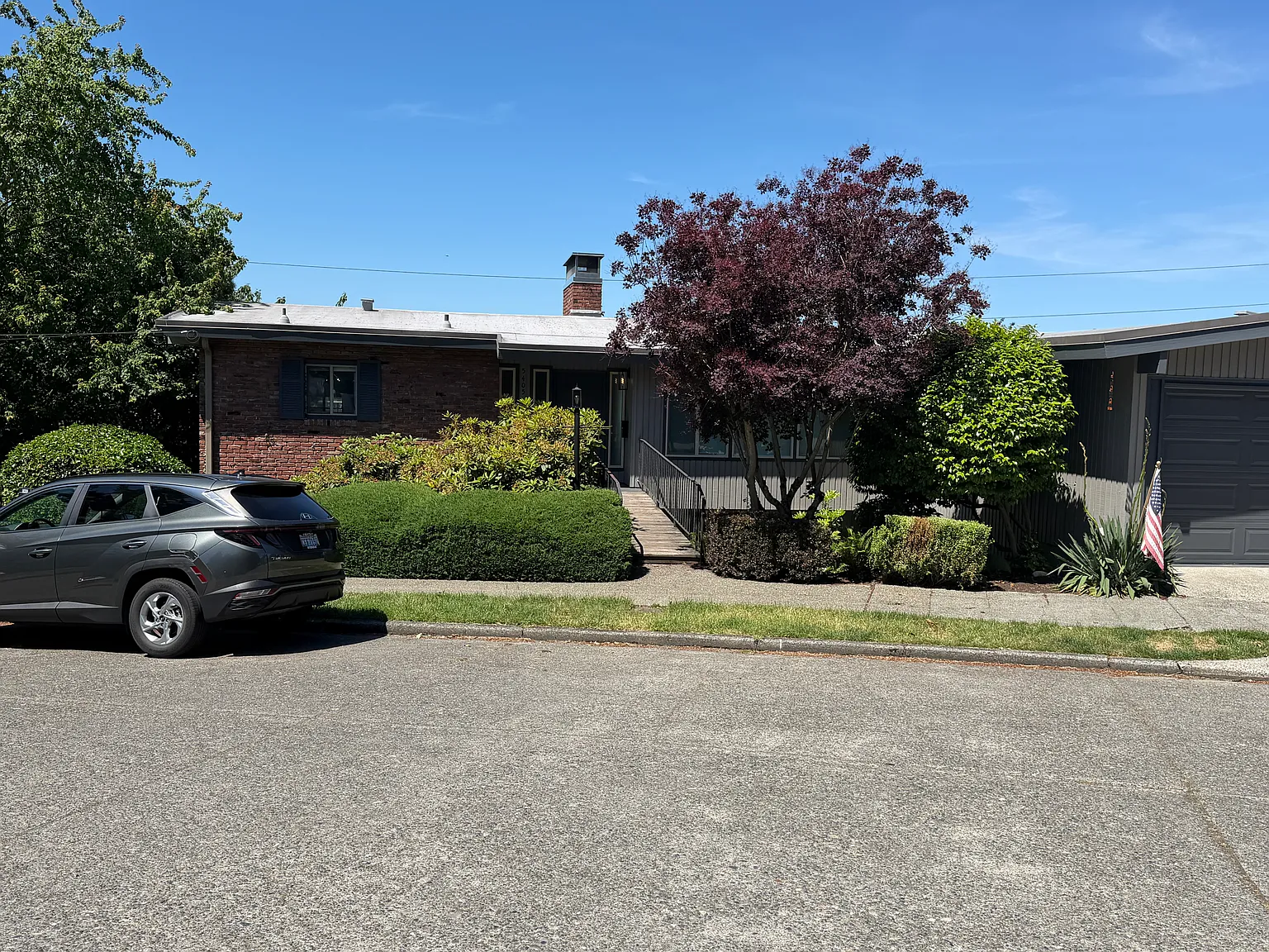 2 bed, 1.5 bath, 1440 sqft, $4,500 — Photo 2