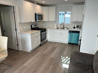 18824 Valerio St, Reseda, CA 91335