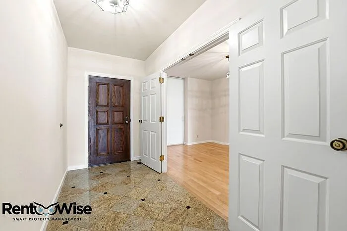 555 Laurel Ave #303 — Photo 22