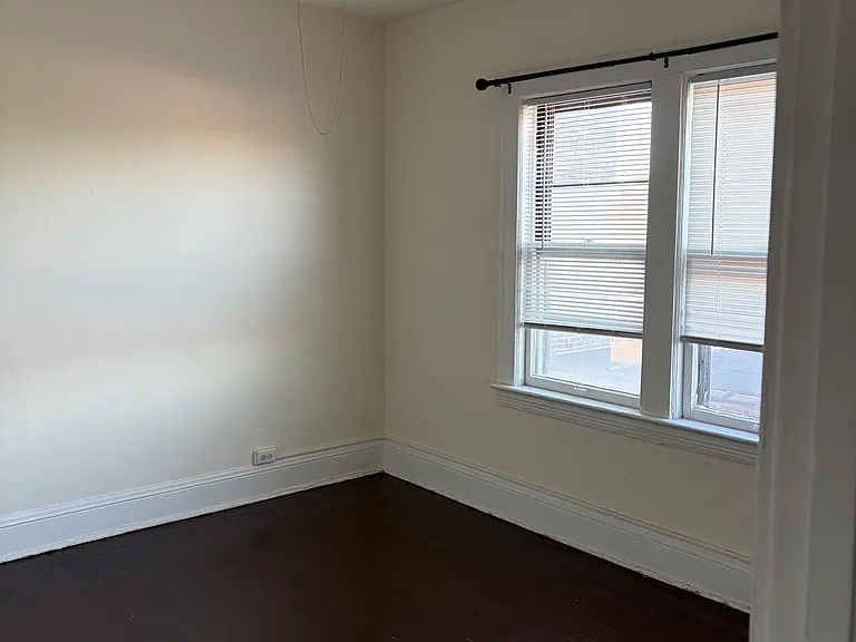 2808 Mayfield Rd #302 — Photo 2