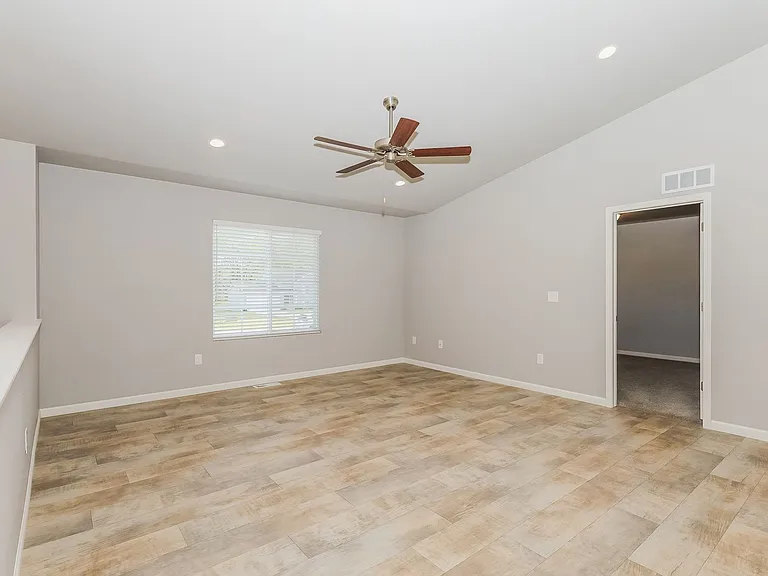 5233 Bittersweet Dr — Photo 7