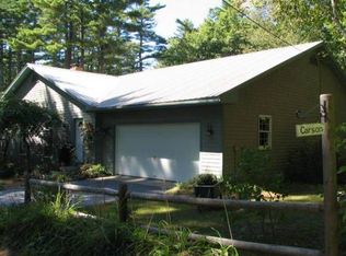 9 Murch Landing Rd, Raymond, ME 04071