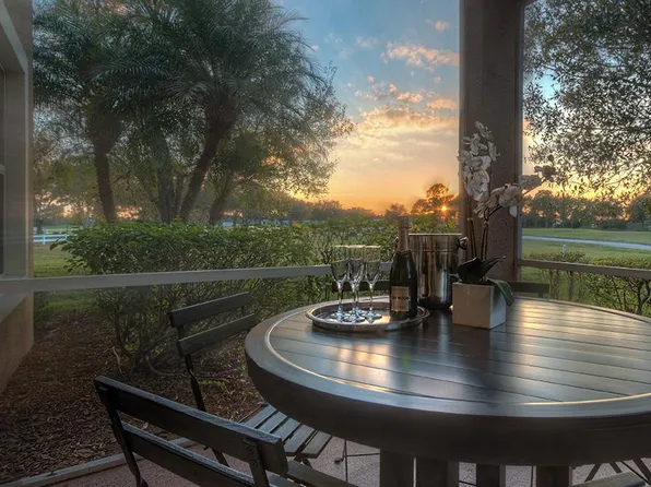 1916 Perfect Dr, Pt Saint Lucie, FL