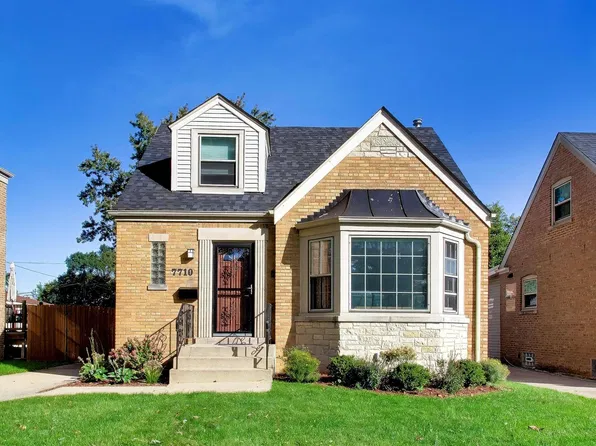 7710 W Peterson Ave, Chicago, IL 60631
