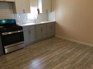 225 12th Ave, Newark, NJ 07107