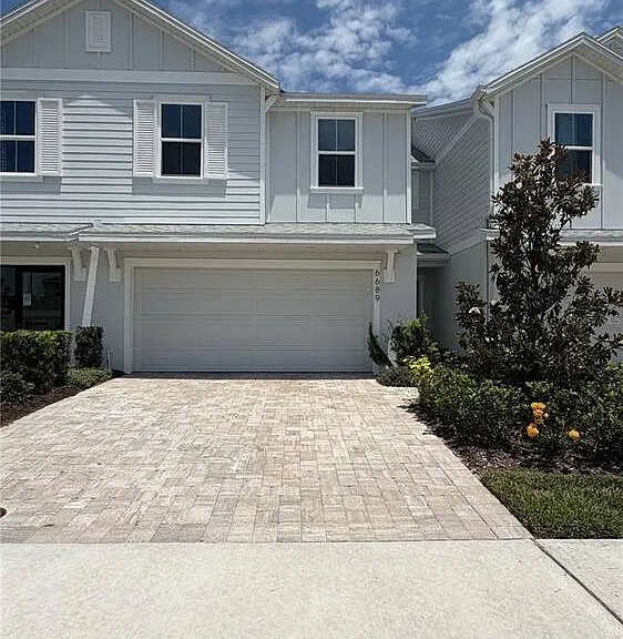 6689 Horseshoe Lane Way St — Photo 1