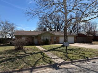 1307 Rock St, Bowie, TX 76230