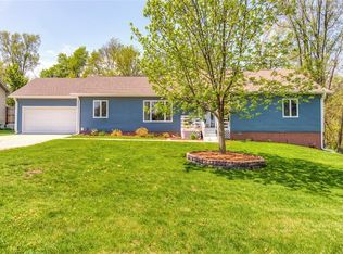 1306 N 7th St, Winterset, IA 50273