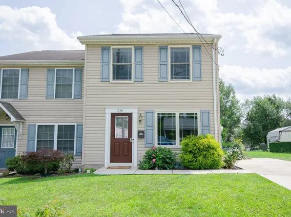 250 H St, Carlisle, PA 17013