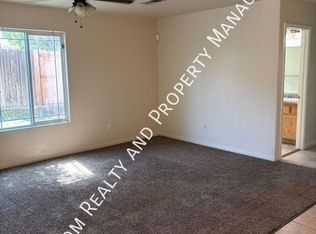 3454 Rustic Meadow Ct APT D, Bakersfield, CA 93308