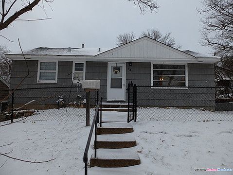 1st image of 531 36 1/2 Ave NE