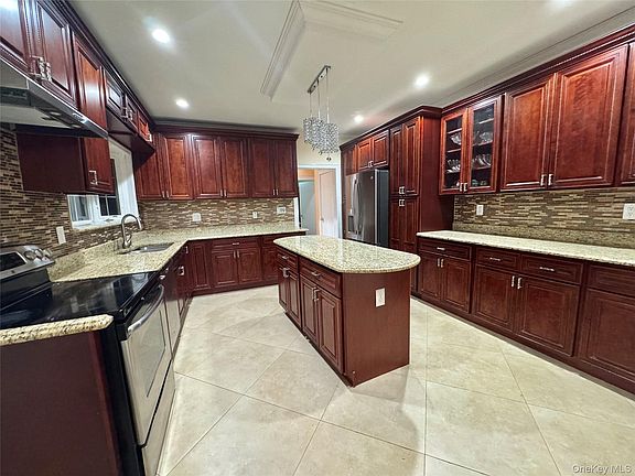 5th image of 23 Wooleys Ln