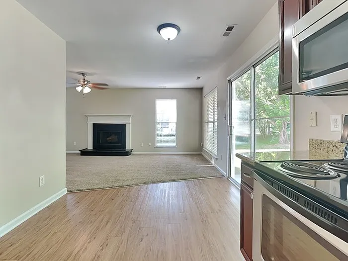 10110 Northwoods Forest Dr — Photo 10