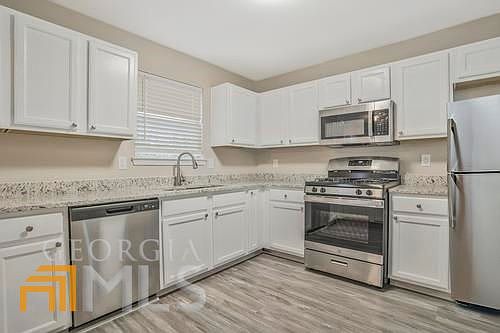4th image of 4620 Thermal Ct