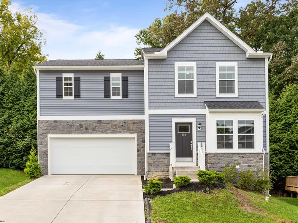 103 Bur Oak Ln, Morgantown, WV 26508