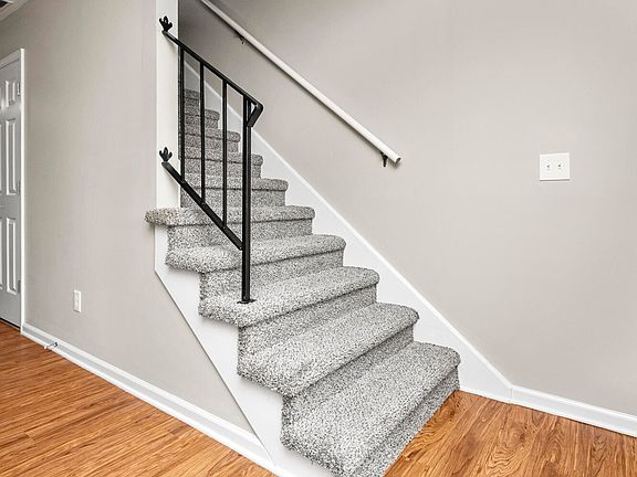 3rd image of 1205-1207 1209 Reva Rdg