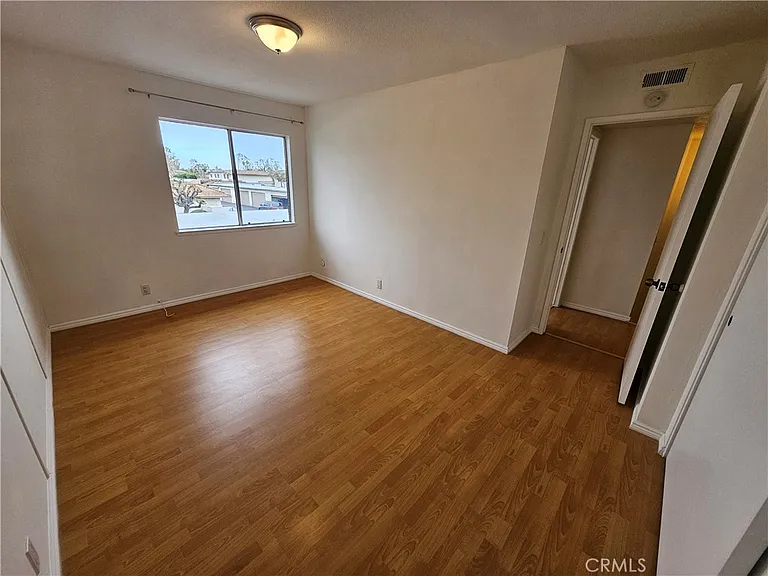 15271 Cadiz Dr — Photo 34