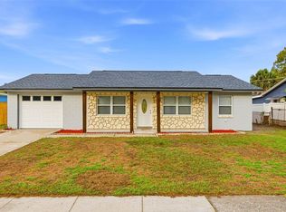 915 Maydell Dr, Tampa, FL 33619