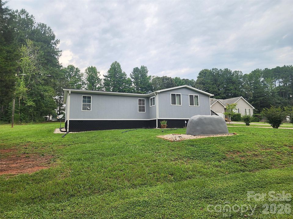 1st image of 189 Brook Creek Dr