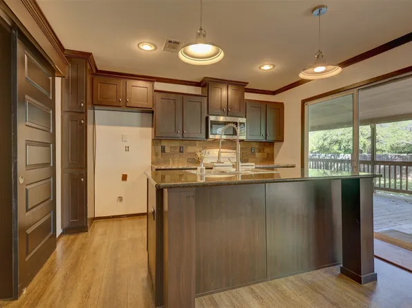 119 Post Oak Rd, Whitney, TX 76692