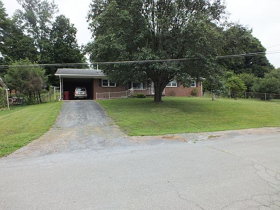 2nd image of 117 Trenton Dr