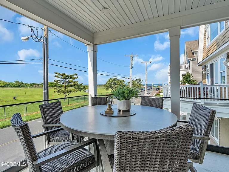 40 Seaview Ave #B — Photo 42